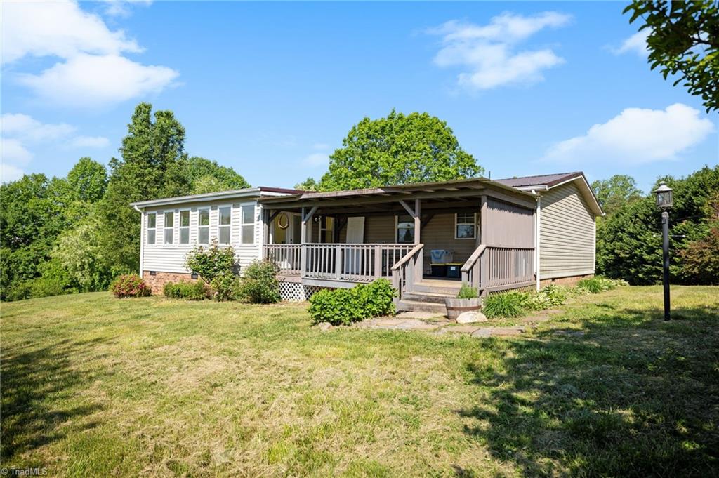 226 Green Meadow Lane