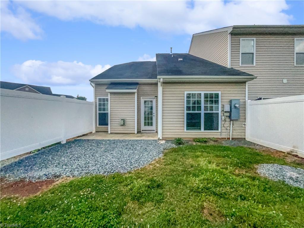 118 Penry Lane