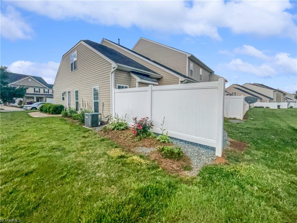 118 Penry Lane