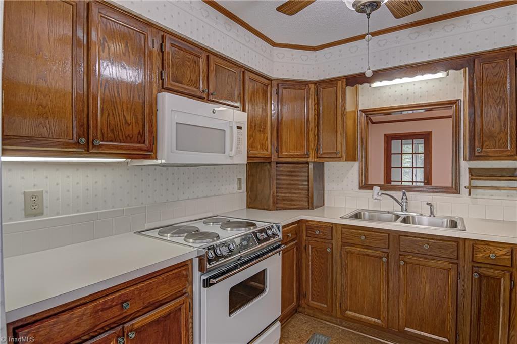 461 Chadbourne Court