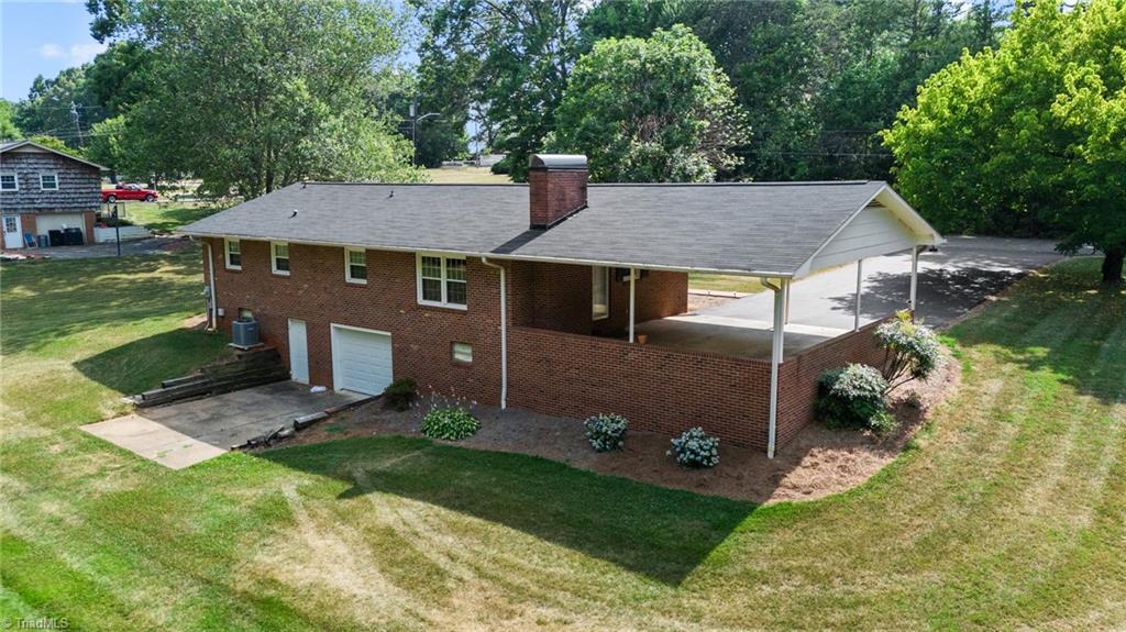 305 Benbow Drive