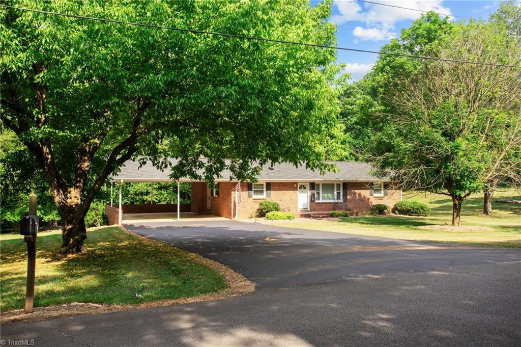305 Benbow Drive