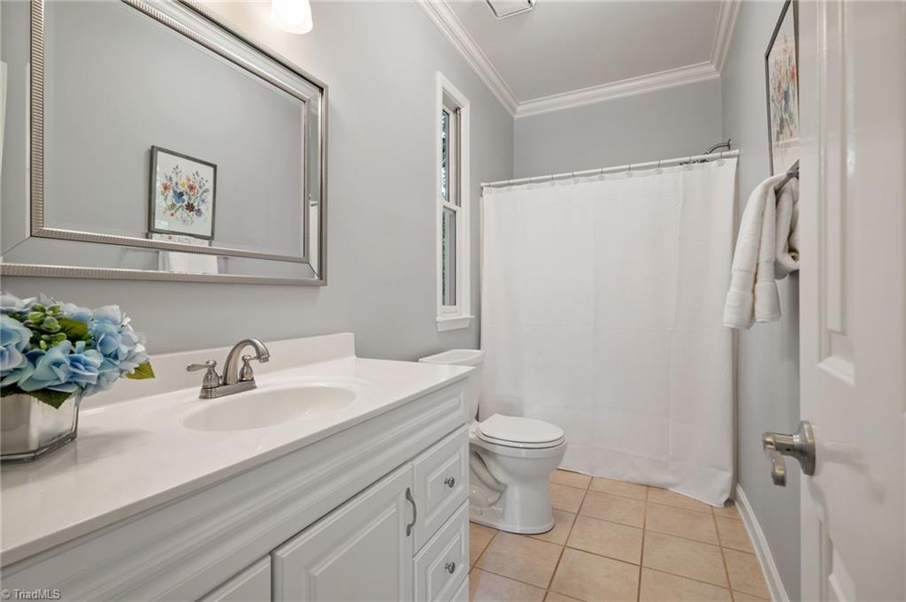 5097 River Chase Ridge, Winston-Salem