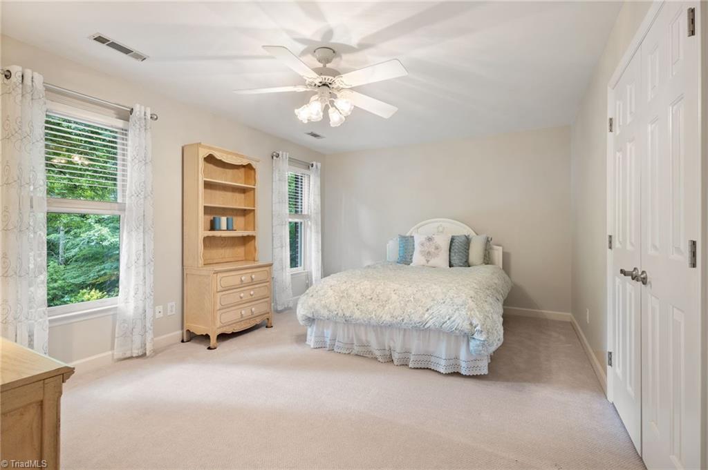 5097 River Chase Ridge, Winston-Salem