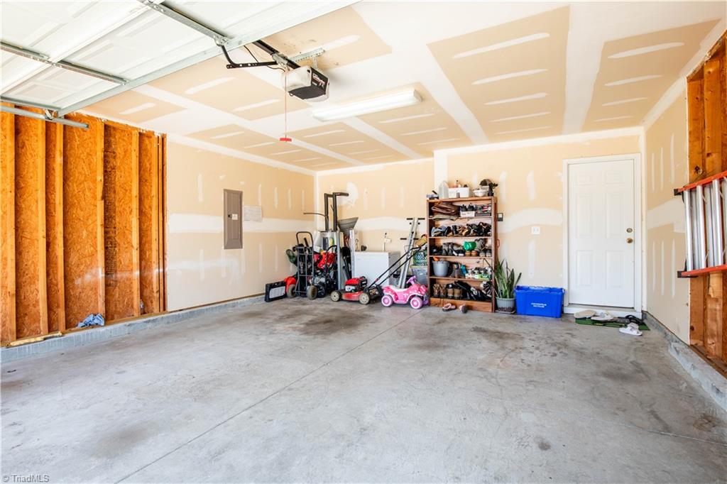 111 Harris Court