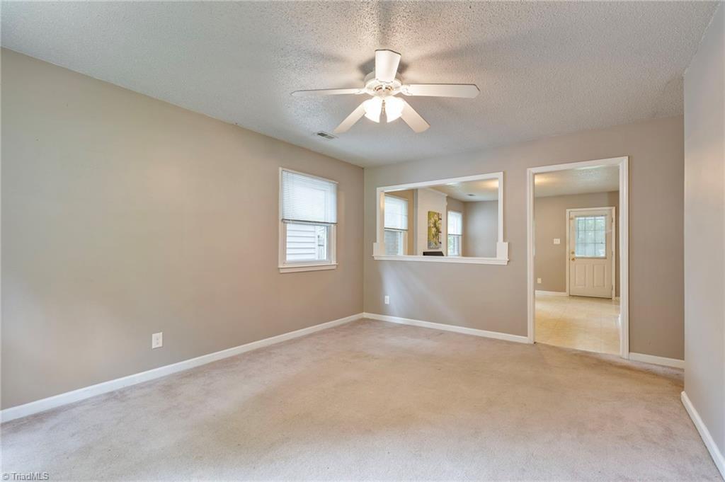 1109 Eagle Road