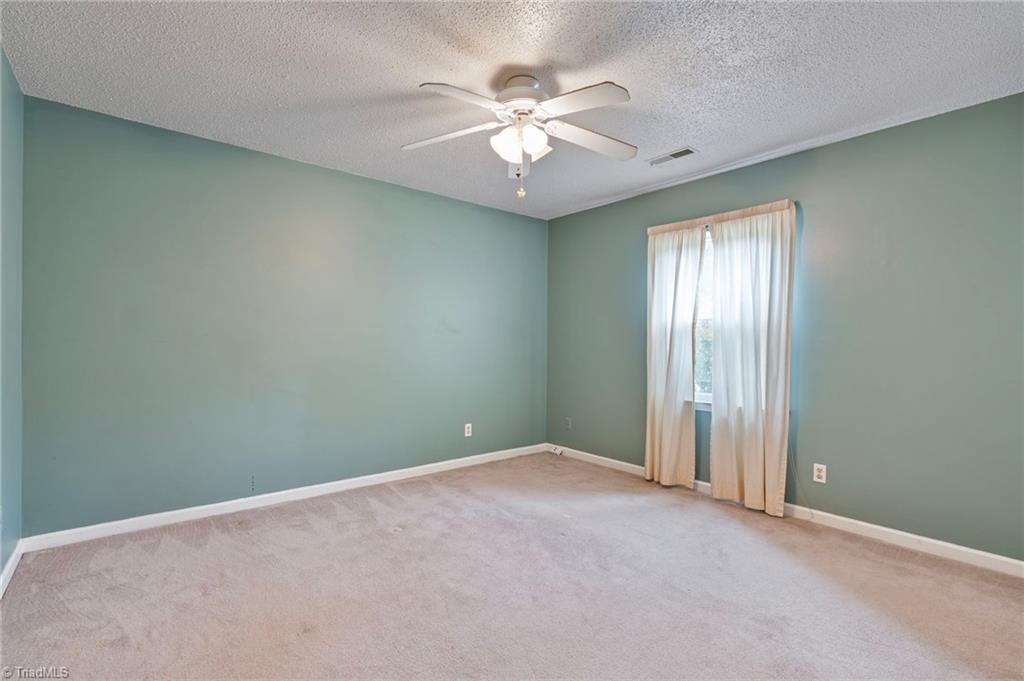 1109 Eagle Road