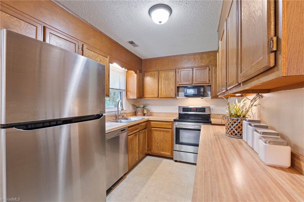 1109 Eagle Road