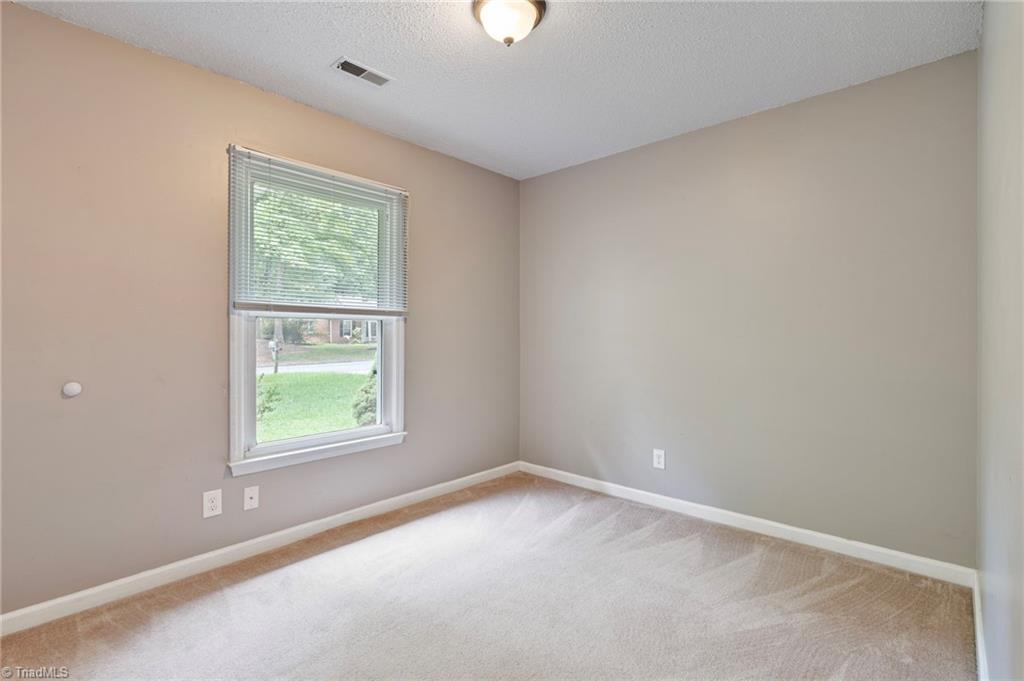 1109 Eagle Road