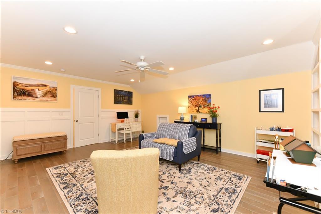 1606 Running Deer Drive