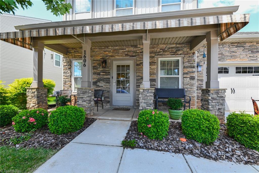 1606 Running Deer Drive