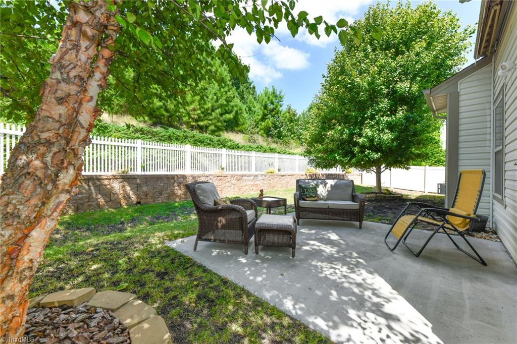 1606 Running Deer Drive