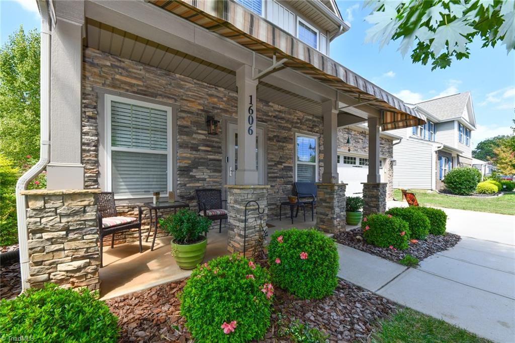 1606 Running Deer Drive