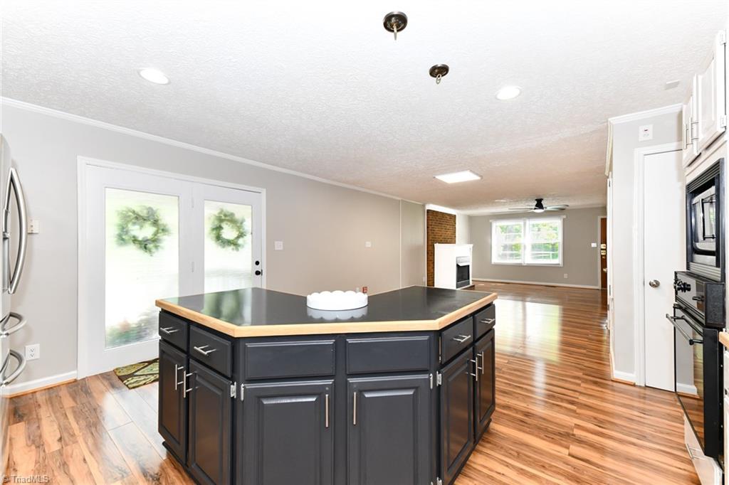 3807 Edgewood Terrace Road