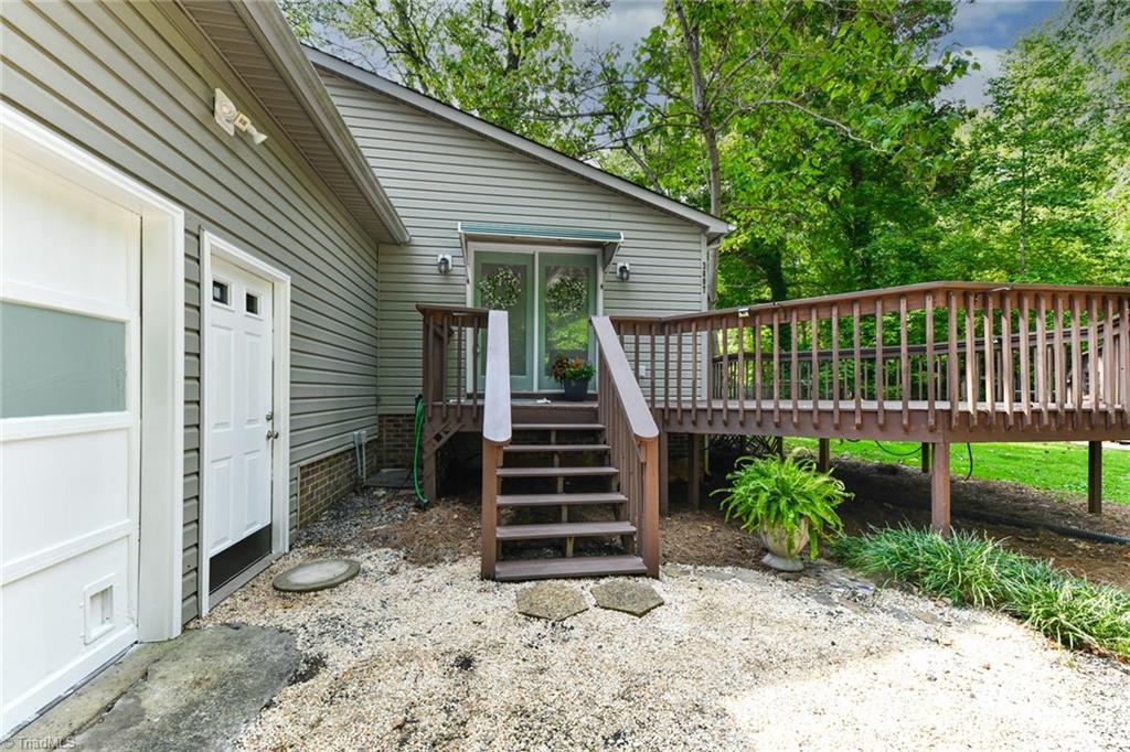 3807 Edgewood Terrace Road