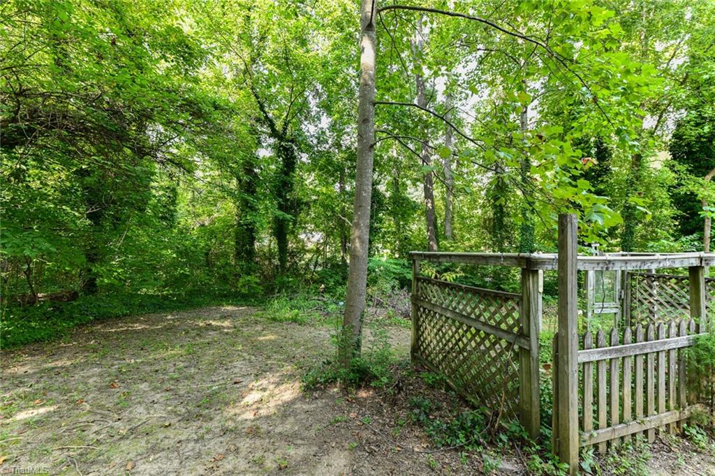 3807 Edgewood Terrace Road