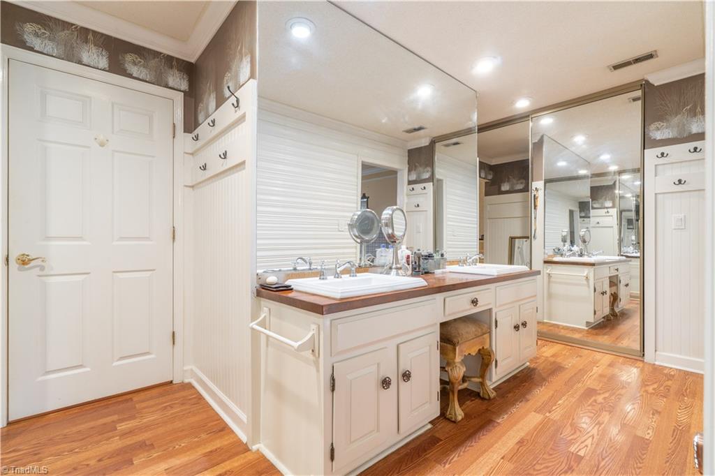 104 Spyglass Drive