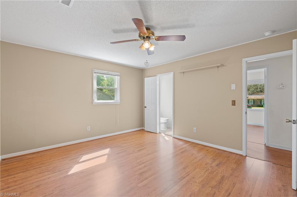 525 Heatherton Lane