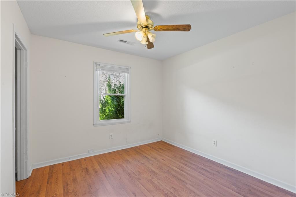 525 Heatherton Lane