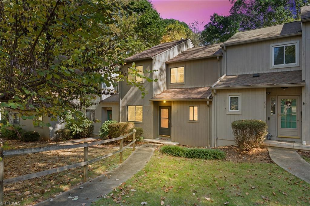 240 Lamplighter Circle, Winston-Salem