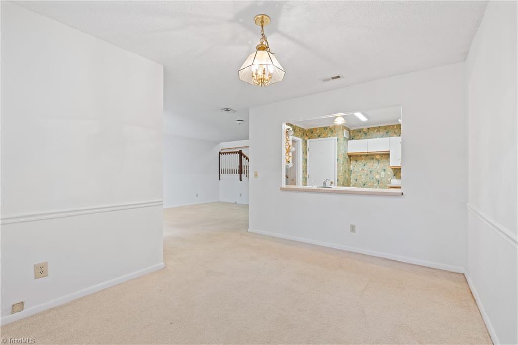 240 Lamplighter Circle, Winston-Salem
