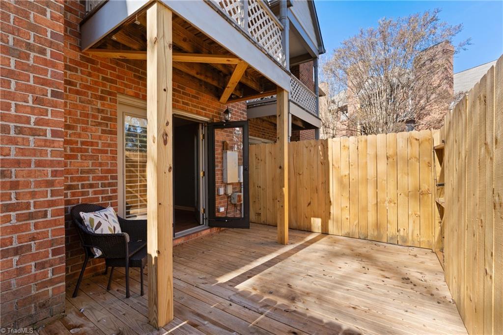 565 Sherwood Hills Drive, Winston-Salem