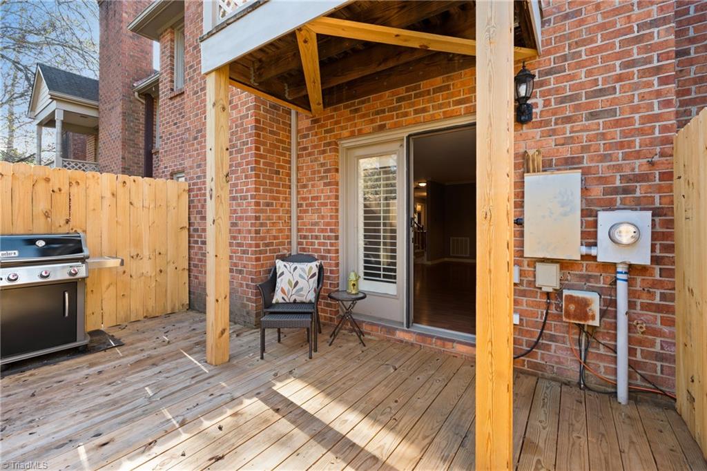 565 Sherwood Hills Drive, Winston-Salem