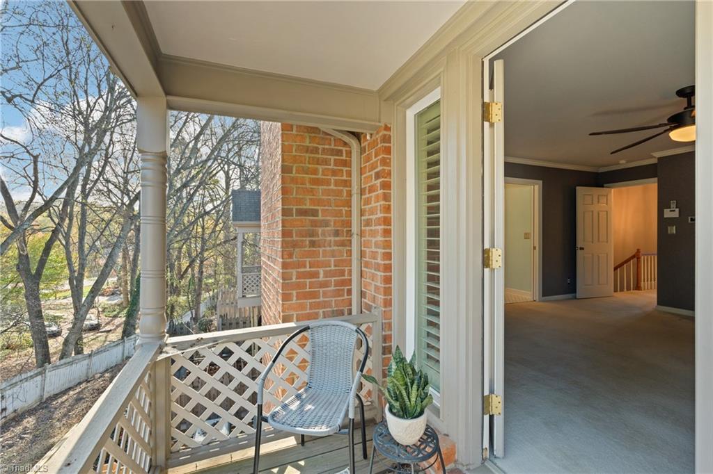 565 Sherwood Hills Drive, Winston-Salem