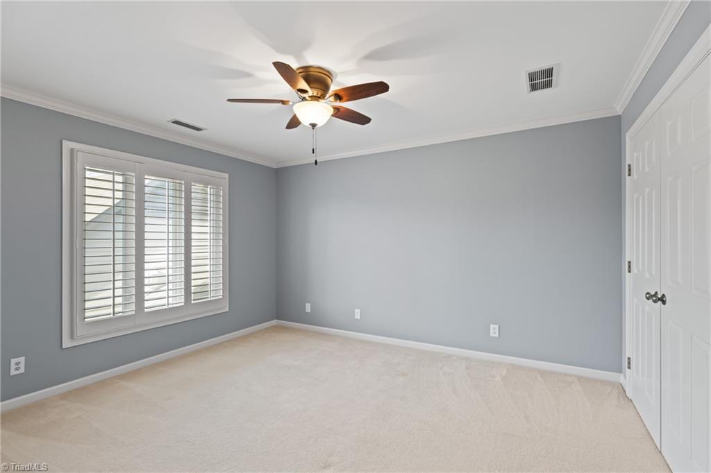 565 Sherwood Hills Drive, Winston-Salem
