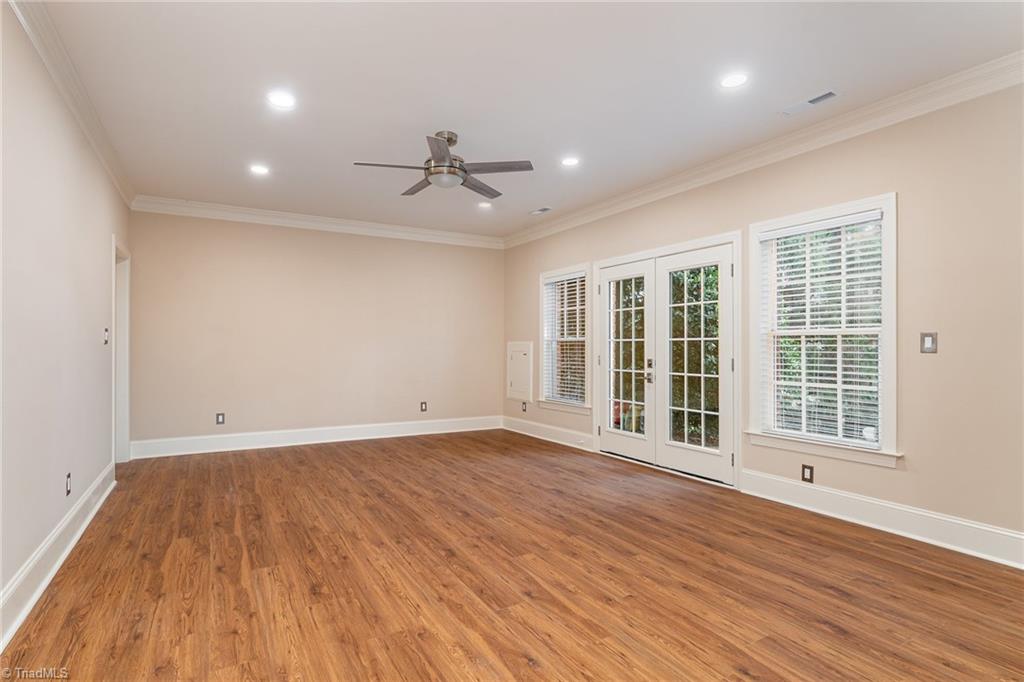 1086 Salem Village Lane