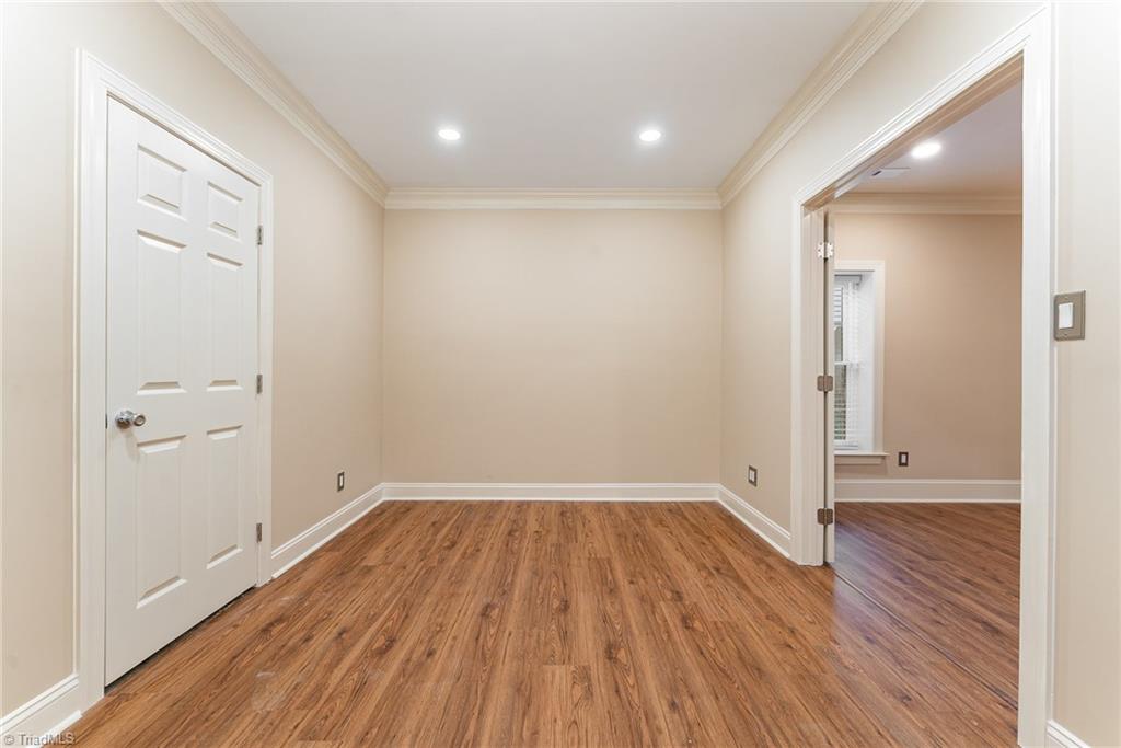 1086 Salem Village Lane