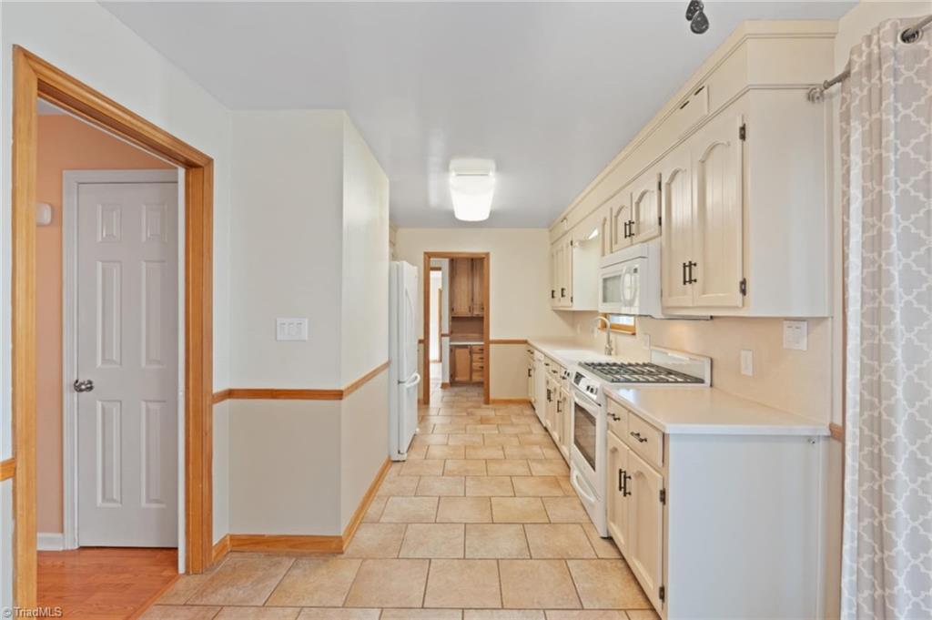 603 Cross Creek Drive