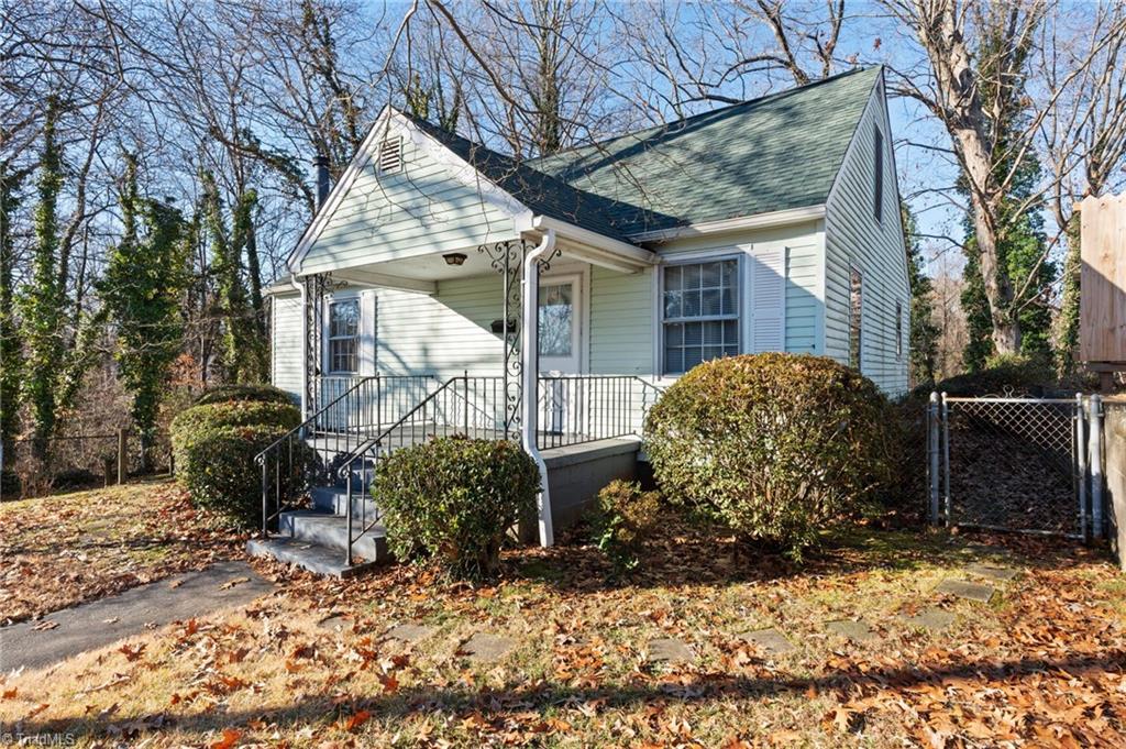 830 Sunset Drive, Winston-Salem
