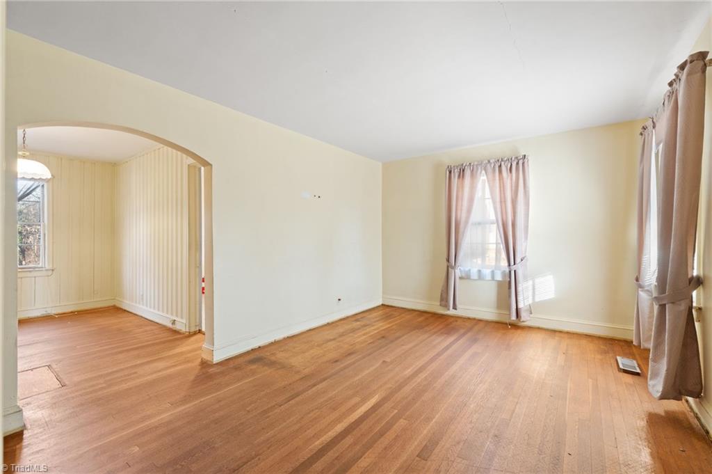 830 Sunset Drive, Winston-Salem
