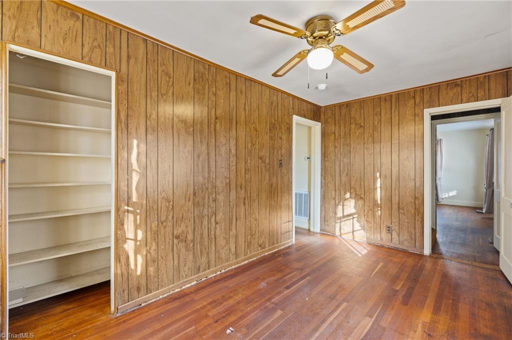 830 Sunset Drive, Winston-Salem