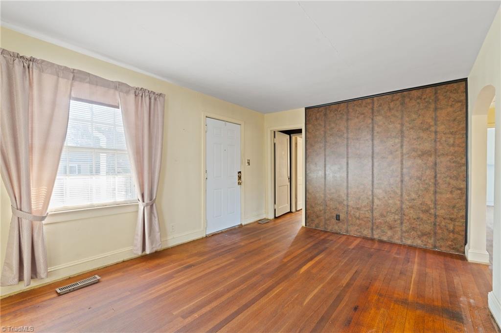 830 Sunset Drive, Winston-Salem