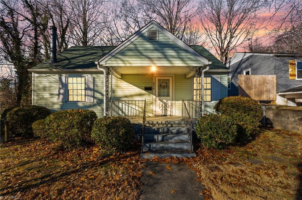 830 Sunset Drive, Winston-Salem