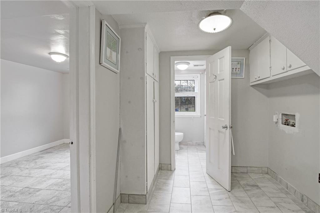 241 Flintshire Road, Winston-Salem