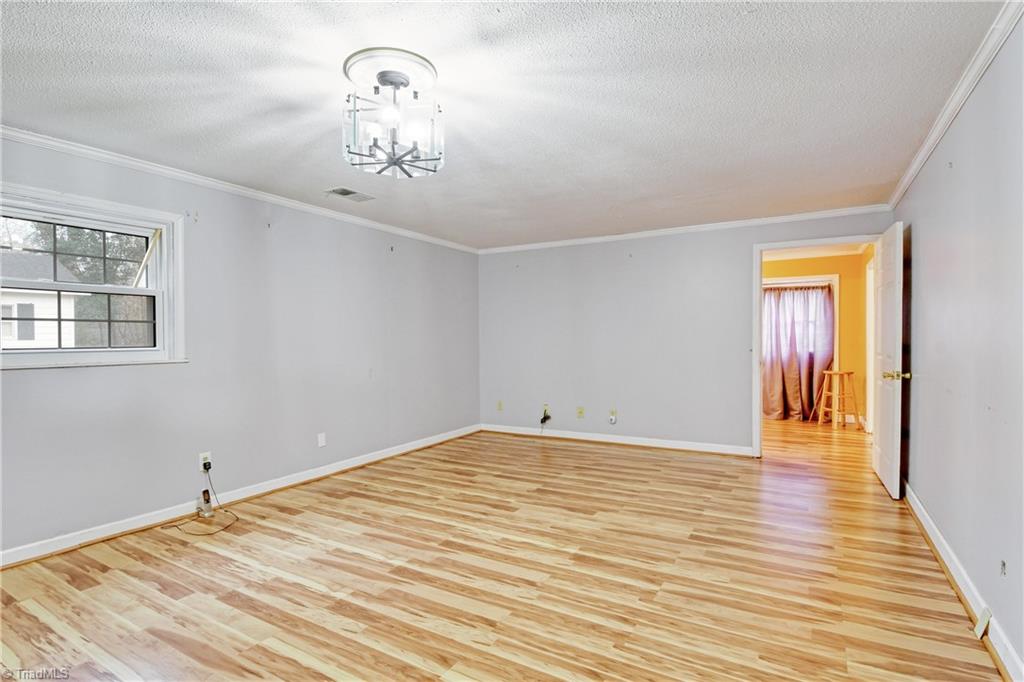 241 Flintshire Road, Winston-Salem