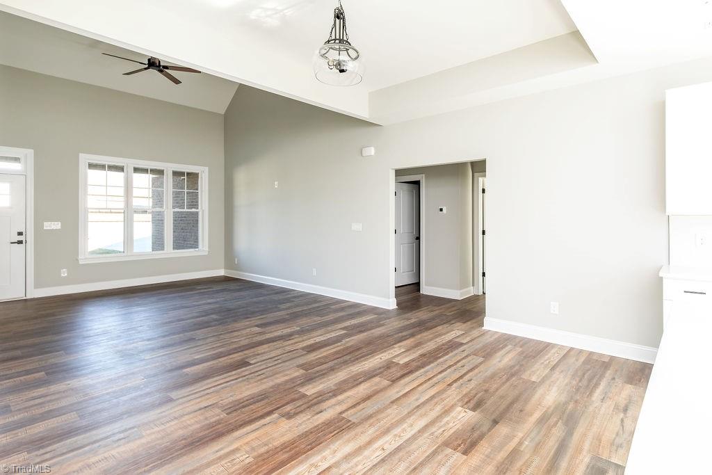 112 Emerald Court