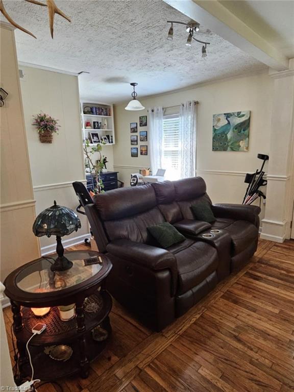 196 Herring Street