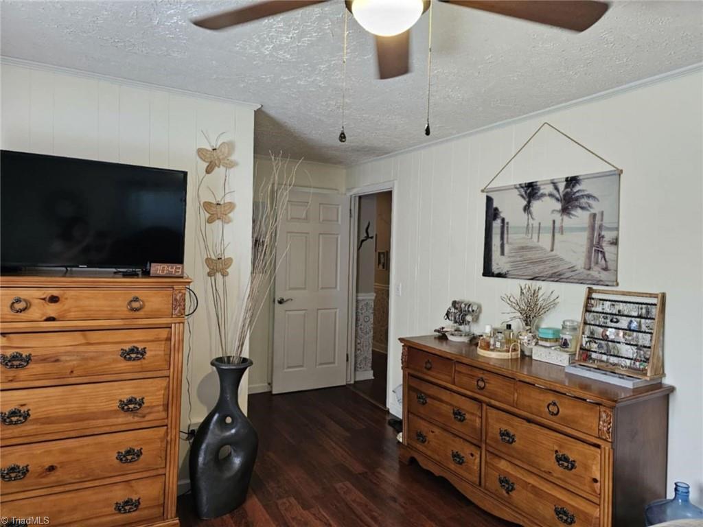 196 Herring Street