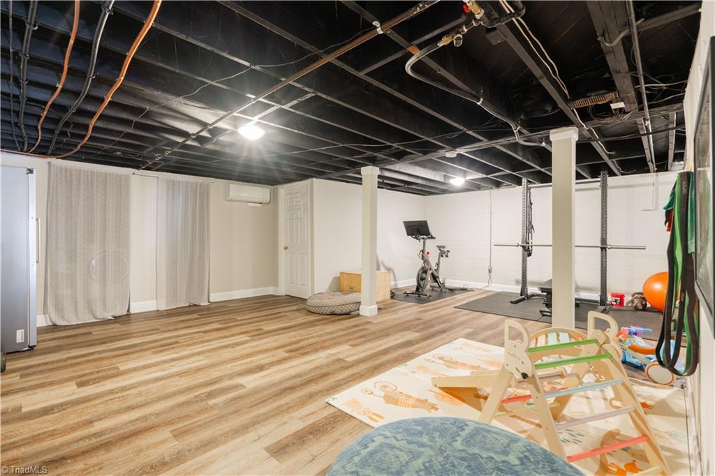 2930 Saint Claire Road, Winston-Salem