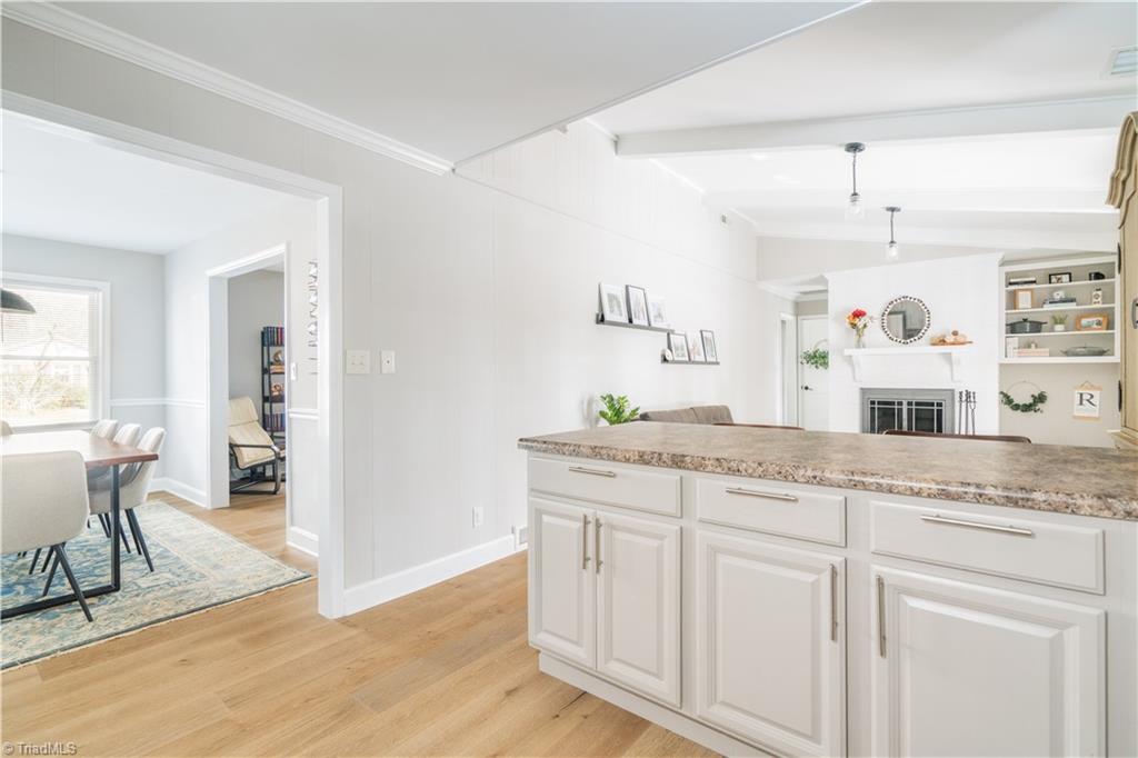 2930 Saint Claire Road, Winston-Salem