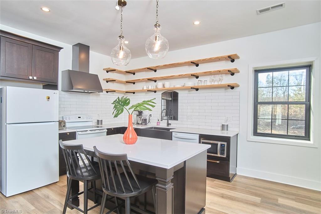 593 Hartman Road, Winston-Salem