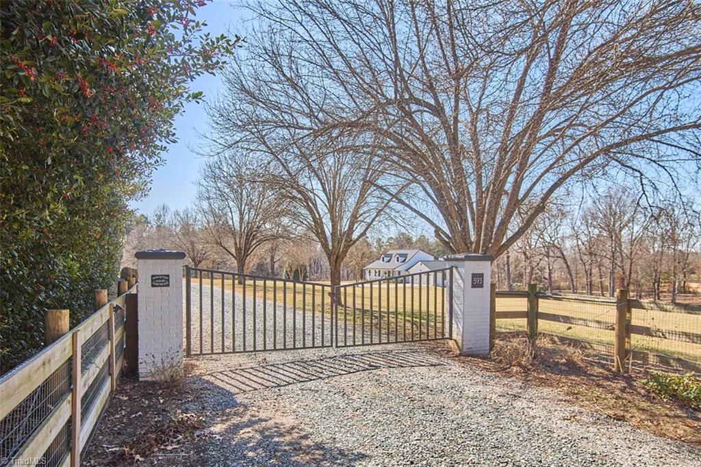 593 Hartman Road, Winston-Salem