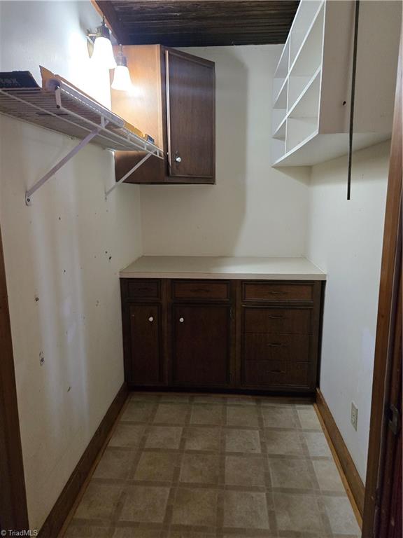1077 Flat Shoals Road