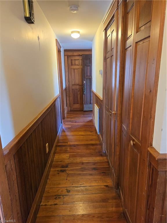 1077 Flat Shoals Road