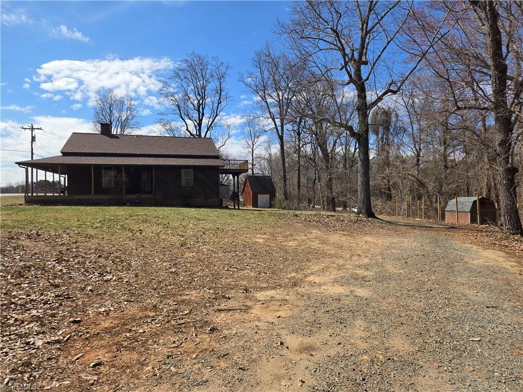 1077 Flat Shoals Road