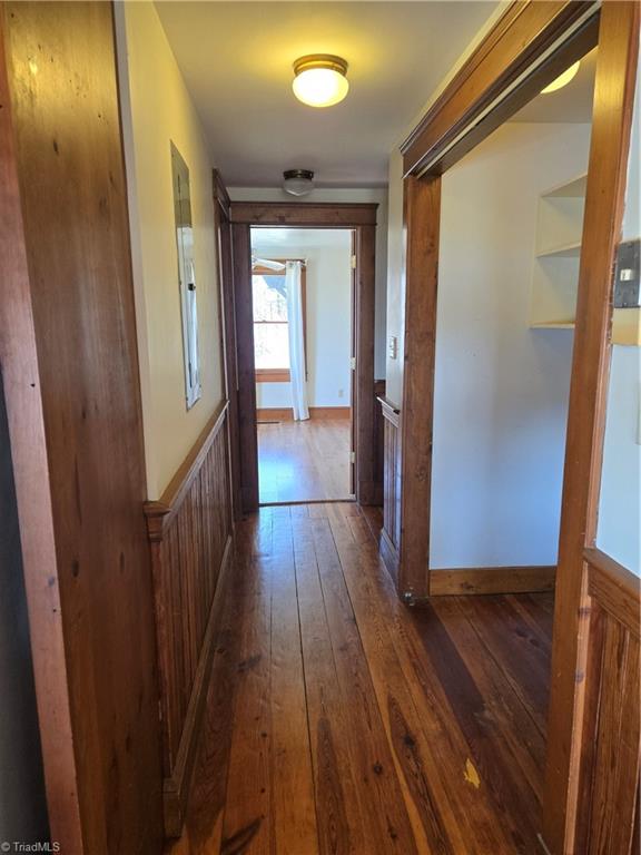 1077 Flat Shoals Road